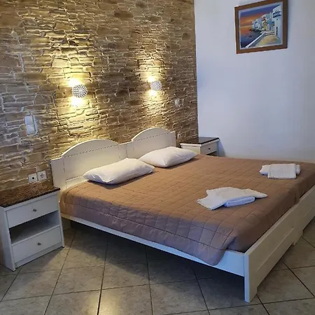 吉曼诺斯一室公寓酒店 *